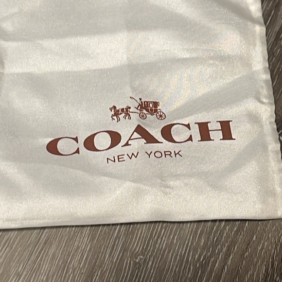 Coach white silk drawstring bag - Picture 2 of 6